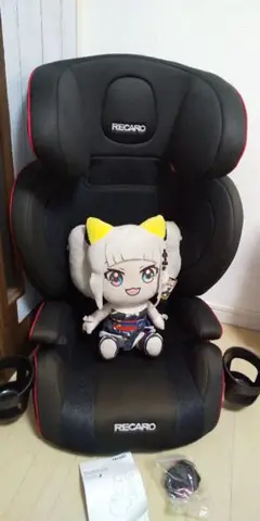 あれば➰役立つ嬉しいドリンクホルダー付き♥️レカロ ジュニアシート スタートJ3