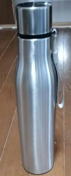 ステンレス製シルバー水筒