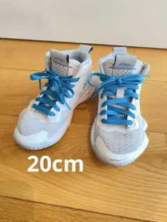 バッシュ asics キッズ　ノバサージ　20cm