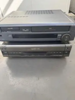 Item thumbnail for item c16ca081-7e2d-40ee-a890-b63b48e6df10