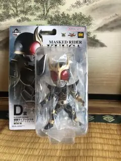 仮面ライダークウガアルティメットフォームフィギュア