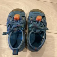 キッズ サンダル 青色 ストラップ付き KEEN