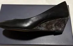 Item thumbnail for item 3e089d6c-83b4-4f70-9abe-03252dd89044