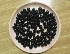 13mm 無患子（ムクロジ）の種子 108個+10個　穴開け済み　紐をサービス