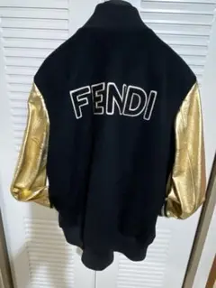 FENDIブルゾン