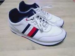Tommy Hilfiger スニーカー ホワイト　メンズ