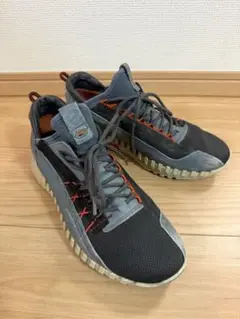 ecco スニーカー　25.5cm
