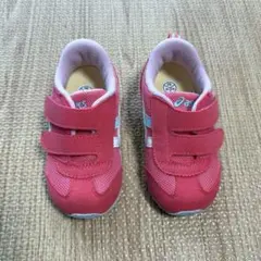 Item thumbnail for item 7317cd57-94c6-42eb-8328-cf87f0e9f6fb