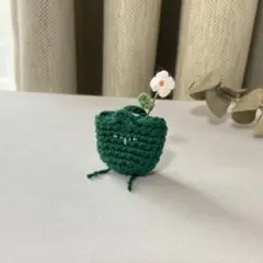 お花を入れたバックさん　「一緒にお花を買いに行きましょ」　あみぐるみ　即購入OK
