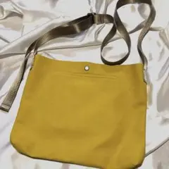 Item thumbnail for item eac70a40-2883-4fb0-9d30-2538cee15840