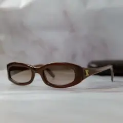 Item thumbnail for item f263bef7-6c23-4d57-82b3-877b504856d5