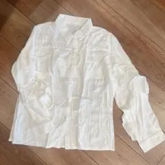 匿名配送✨ 白フリルシャツ　Ｌサイズ