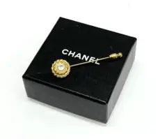 CHANELピンブローチ ゴールドGP