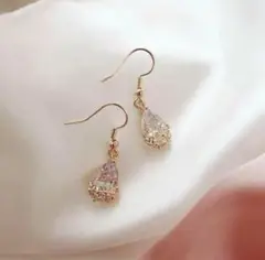 即日発送❕高見えドロップゴールドピアス 結婚式