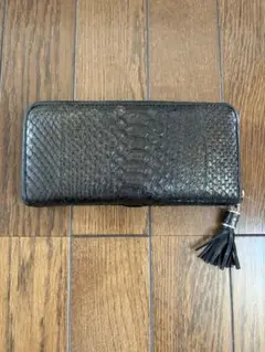 美品リアルパイソン　長財布