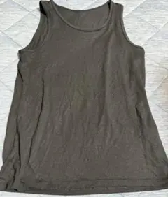 ダークグレー ノースリーブ タンクトップ