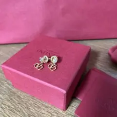 ヴァレンティノ ピアス