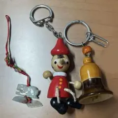 【美品】木製キーホルダー