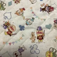 アンパンマン キルティング生地 マジシャン ７５✕４５