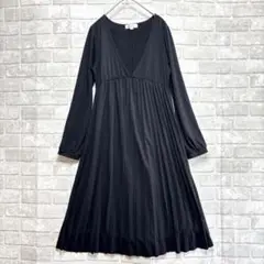 a.v.v ロング プリーツ ワンピース ブラック M シンプル 着痩せ 着回し