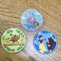 ディズニー 刺繍缶バッジ ダンボ 白雪姫 ライオンキング