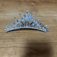 シルバー ティアラ