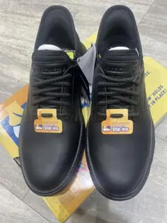 新品 スケッチャーズ スリップインズ