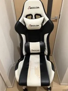 SWOLD ゲーミングチェア 黒と白
