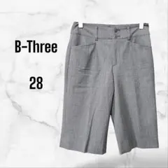 【ビースリー】ハーフパンツ スラックス(28/XS相当)小さいサイズ シンプル