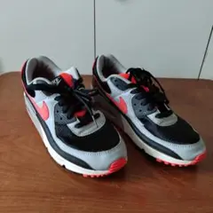 Nike Air Max 90 radiant red.white