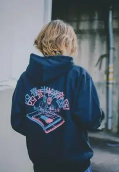 四畳半帝国 パーカー White Lサイズ 四畳半帝国 (@4.5tatami_empire_store) • Instagram photos and