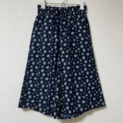 新品　ズボン　パンツ　130cm 女の子　キッズ　花柄　ネイビー