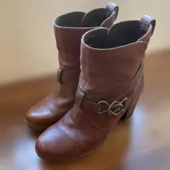 Item thumbnail for item 9a5bc3dc-1e5e-4a25-ae7d-4fb3a64e4dfe