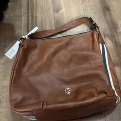 ブラウンレザーショルダーバッグ