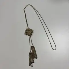 ロングネックレス
