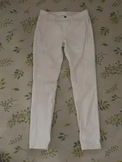 ユニクロ　レギンスパンツ　Mサイズ　白