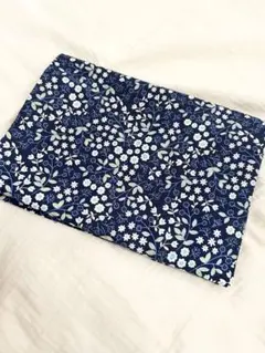 ネイビー 花柄 生地