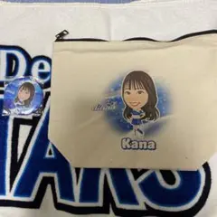 diana2025 まぜがちゃ　Kana イラスト付きポーチ&缶バッジセット