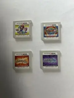 3DS カセット4つ