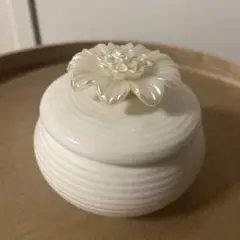 お花　小物入れ