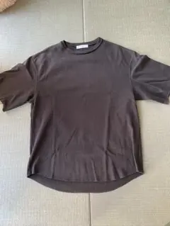 INHERIT ダークグレーショートスリーブ Tシャツ