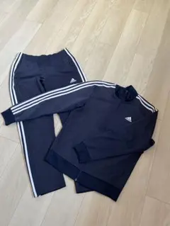 adidas ジャージセットアップ