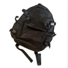 T1092 ジーナシス　美品　リュック　黒　大きめ　ポケット付き　カジュアル