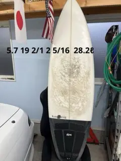 m48374695257_1.jpg?1728370513