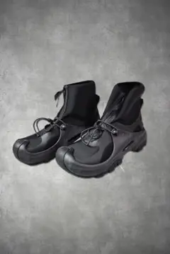 Crocs and Wander Trailbreak 53-17-228