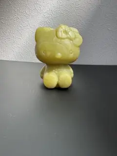 元気カラー⭐︎レモンジェイドのキティちゃん彫刻　小さなチップあり格安出品