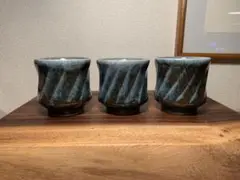 山本教行作　岩井窯　地釉黒流　茶碗　共箱 山本教行作 岩井窯 地釉黒流 茶碗 共箱 2025年最新】