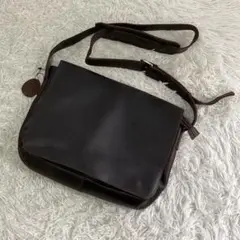 wifreo ショルダーバッグ 本革 A4対応 レザー メッセンジャーバッグ