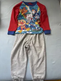 アンパンマン　光る長袖パジャマ　100cm