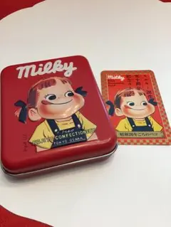 【ヴィンテージ】　レトロ 不二家 ペコちゃん 缶ケース　　おまけ　カード